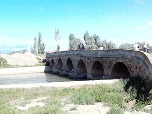 Hani Köprüsü ilgi bekliyor