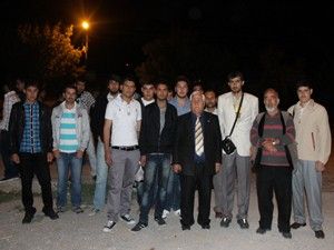 Fethi kutlamaya gittiler
