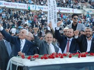 Fetih coşkuyla kutlandı