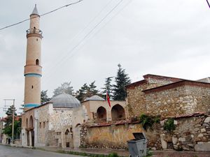Taş Medrese'nin projesi çiziliyor
