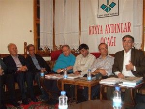 İslam için dua etmeliyiz