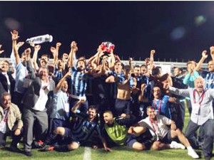 A. Demirspor 1. Lig'e yükseldi