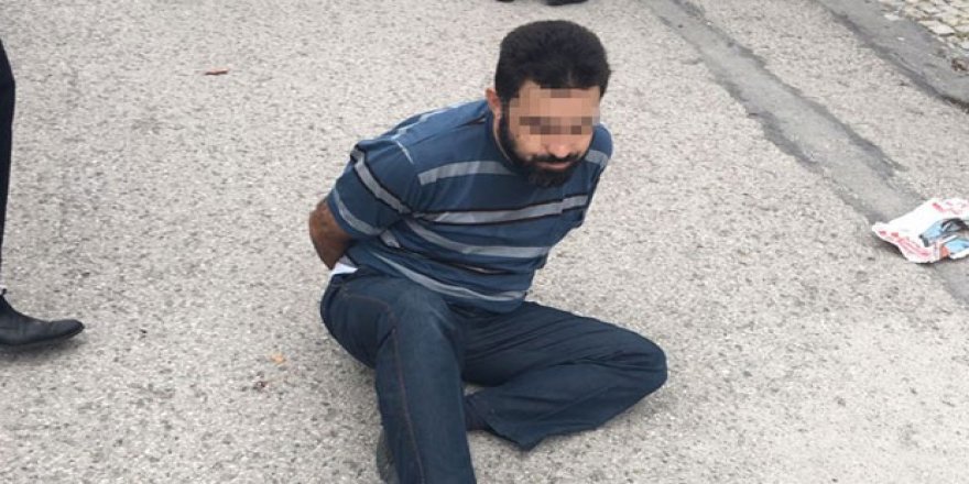 Konyalı vatandaş İsrail Büyükelçiliği'ne saldırdı