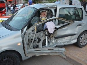 Karaman'da trafik kazası: 3 yaralı