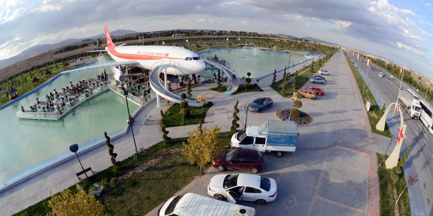 Uçak Restoran ve Kafe hizmete girdi