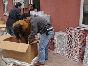 TIR'dan 28 bin paket kaçak sigara çıktı