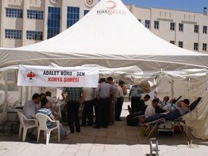 Adalet Büro-Sen'den kan bağışı