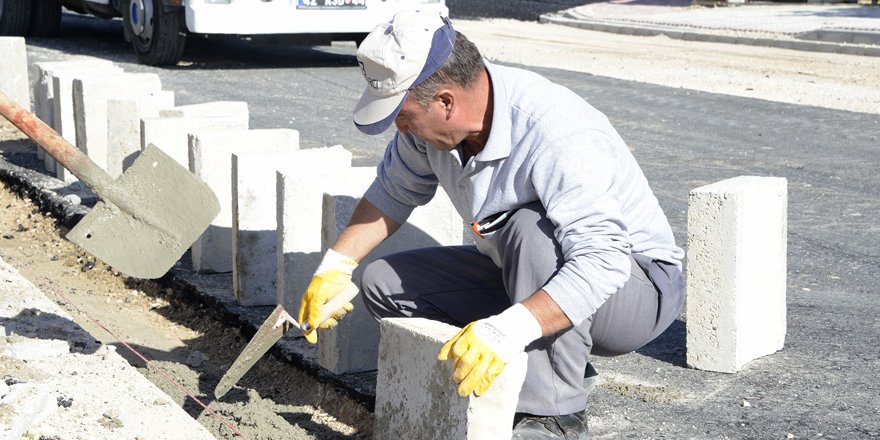 Meram Belediyesi yol düzenleme çalışmalarına devam ediyor