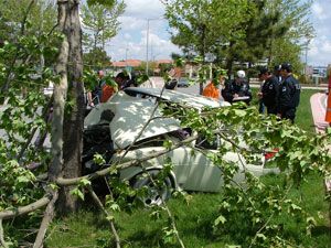 Kazada aynı aileden 3 kişi yaralandı