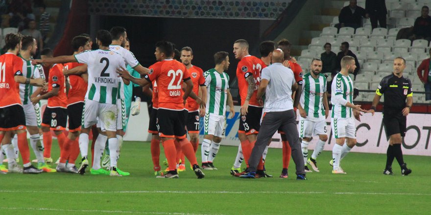 Konyaspor’un penaltısı yalan oldu