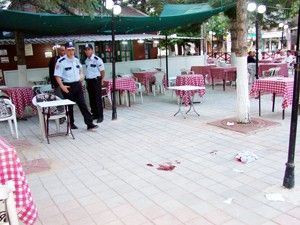 Akrabaların küfür kavgası kanlı bitti