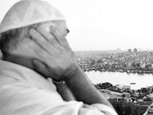 İmam ve müezzin alınacak