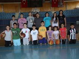 Yaz okullarında basketbol tercih ediliyor