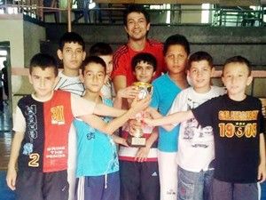 Şampiyonluk kupasını İzmir takımı kazandı