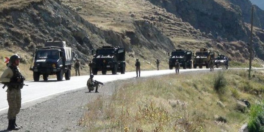Van Başkale ve Şemdinli'de 12 asker yaralandı