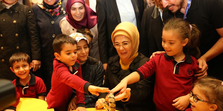 Emine Erdoğan, Selçuklu Kelebek Bahçesini gezdi