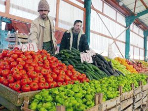 İşten çıkarılanlar çareyi pazarcılıkta buldu