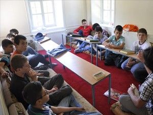 AYDERde yaz Kuran kursları devam ediyor