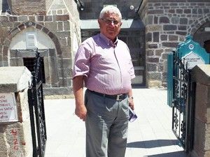 Seyitharun Camiinde rehber sıkıntısı
