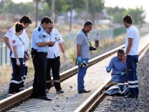 Yük treninin altında kaldı