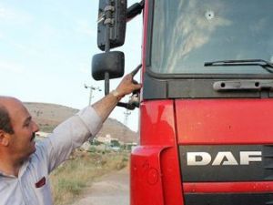 Suriye, Türk TIR'larına el koyuyor