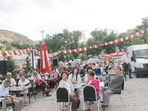 Japonlar festivalle Silleyi tanıdı