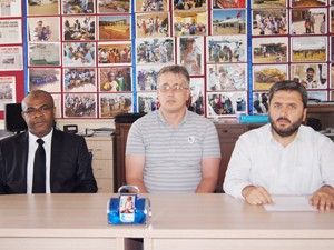 Anjuan Valisinden teşekkür
