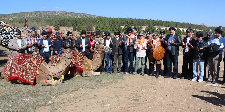 Tarihi yolculuğa çıktılar