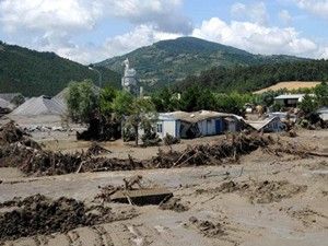 Samsun-Sinop arası köprüler çöktü