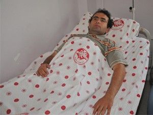 Bu kez doktor doktoru dövdü iddiası