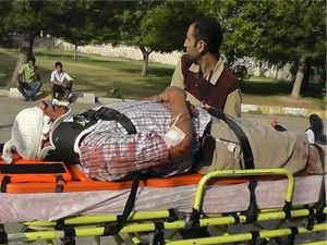 Otomobil şarampole yuvarlandı