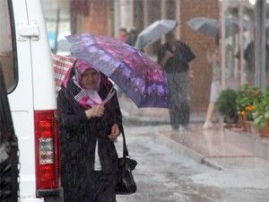 Erzurum'da Sağanak Yağış