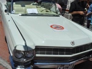 Ankara'da klasik otomobil rüzgarı esti