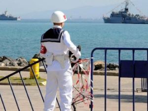 2 Türk savaş gemisi İskenderun da