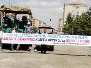 Oprukçu'ya hizmetlerinden dolayı teşekkür