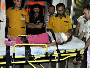 Balkondan düşen çocuk yaralandı