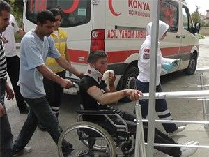 Otomobil motosikletle çarpıştı: 1 yaralı