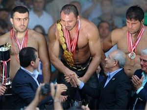 İşte 2012'nin Başpehlivanı