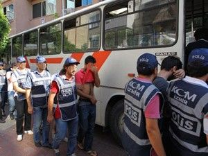 Sınav şüphelileri adliyede