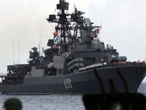 Rus Savaş Gemisi Boğaz'ı Geçti