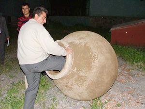 Kulu’da tarladan tarihi eser çıktı