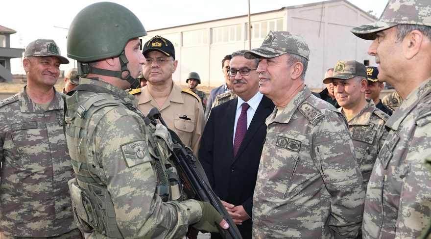 Komutanların sürpriz sınır ziyaretinin detayları