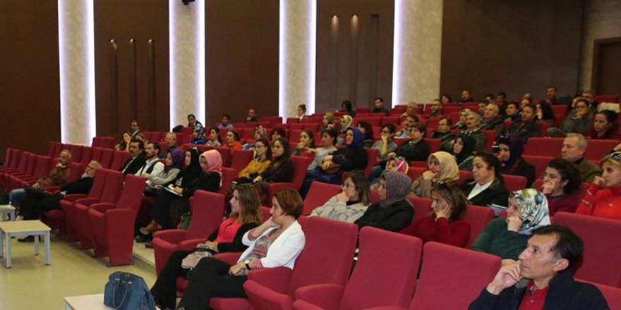 Selçuklu’da öğretmenlere geri dönüşüm anlatıldı