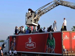 Havalandırmadan tahliye edildiler