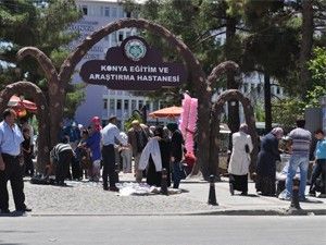 Hastane önünde işportacı