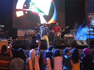 Gökhan Türkmen Beyşehire konser verdi