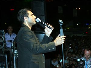Beyşehir'de Rafet El Roman konseri