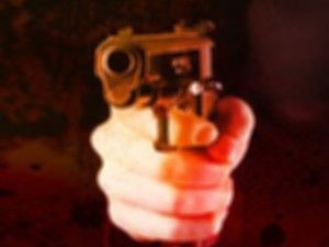 Konya'da iş yeri kurşunlandı