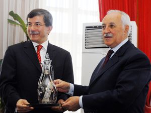 Bakan Davutoğlu Konya’da