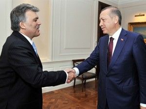 Gül ve Erdoğan görüşmesi ertelendi